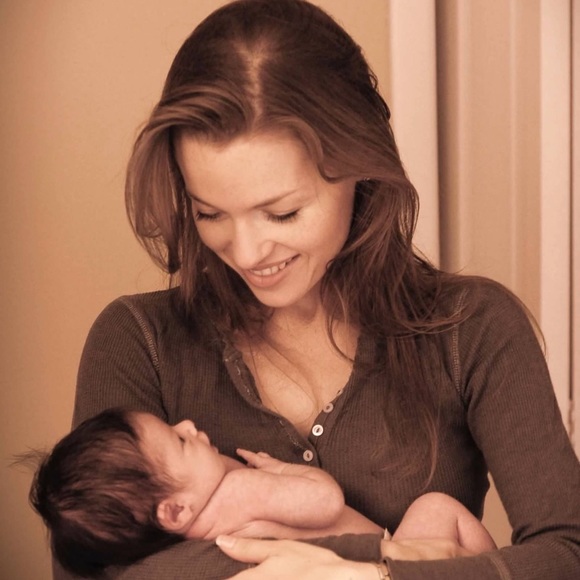 Meet your Posher, Rachel - Picture 2 of 5